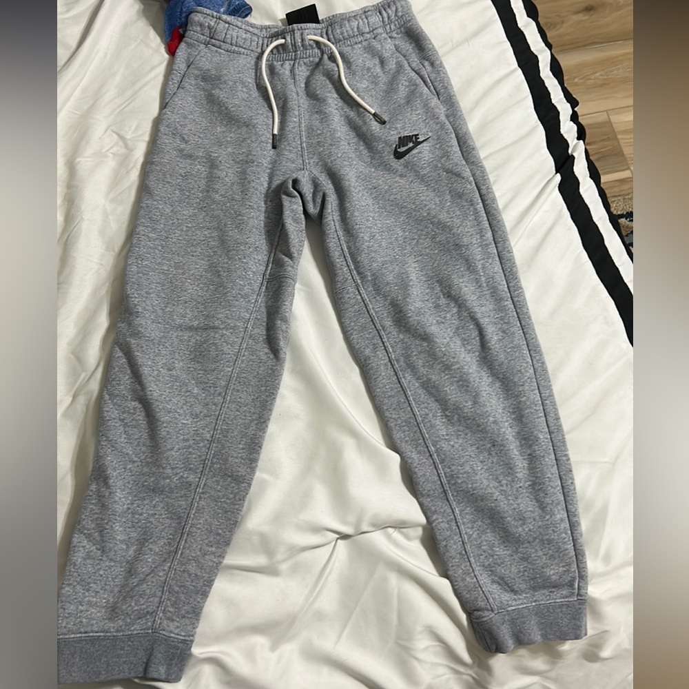 Nike sweatpants SIZE M